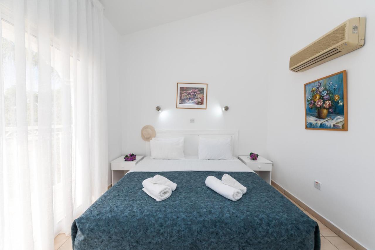 Fig Tree Z Holiday Resort Paralimni Exterior foto