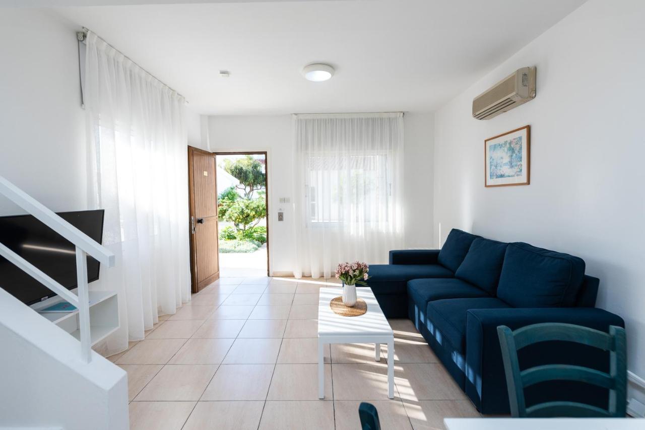 Fig Tree Z Holiday Resort Paralimni Exterior foto